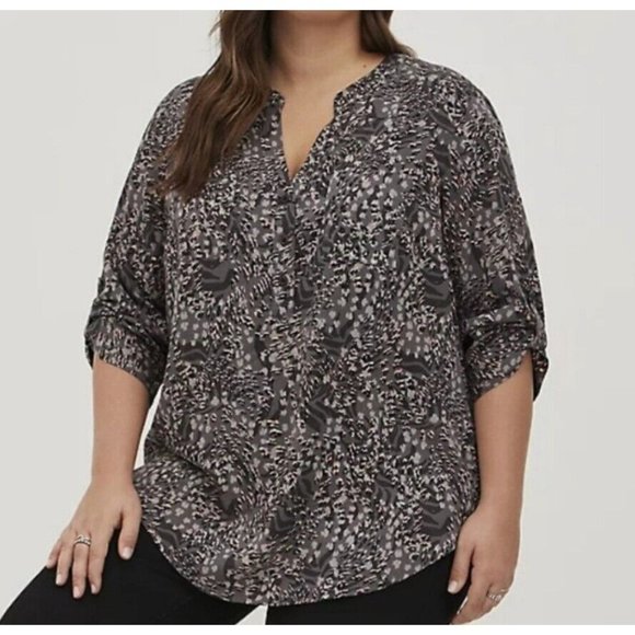 Torrid Sz 3X Harper Leo Zebra Gray Pink Animal Print Popover Blouse Pockets - Picture 2 of 11